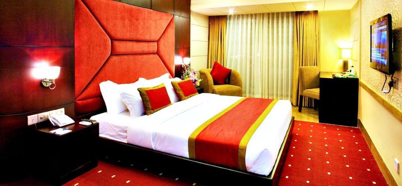 West Park Inn Dhaka Exterior photo